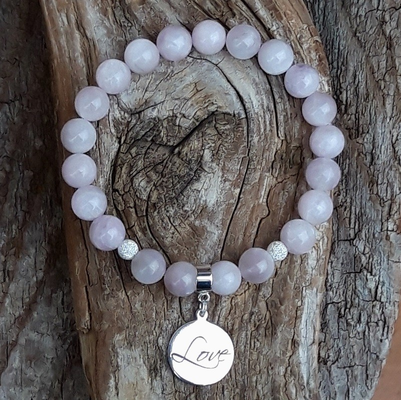 Bracelet Kunzite avec une breloque Love en Argent 925