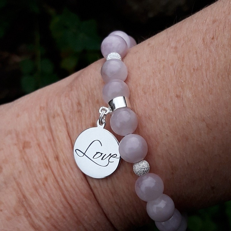 151 f2a Bracelet Kunzite avec une breloque Love en Argent 925