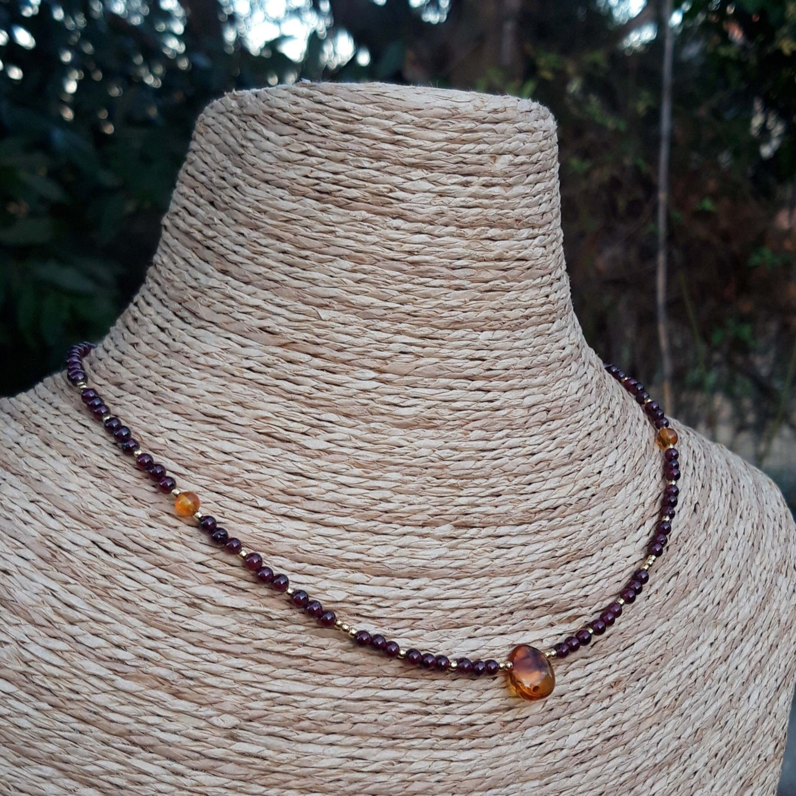 Collier Femme Grenat Et Perles Facettées 18" - Plaqué Or - Fait Main En Inde - Neuf