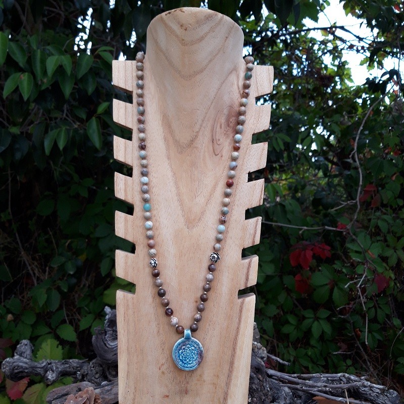 344 8dc Sautoir Jaspe Aqua terra Bois fossile avec mandala Lotus en ceramique