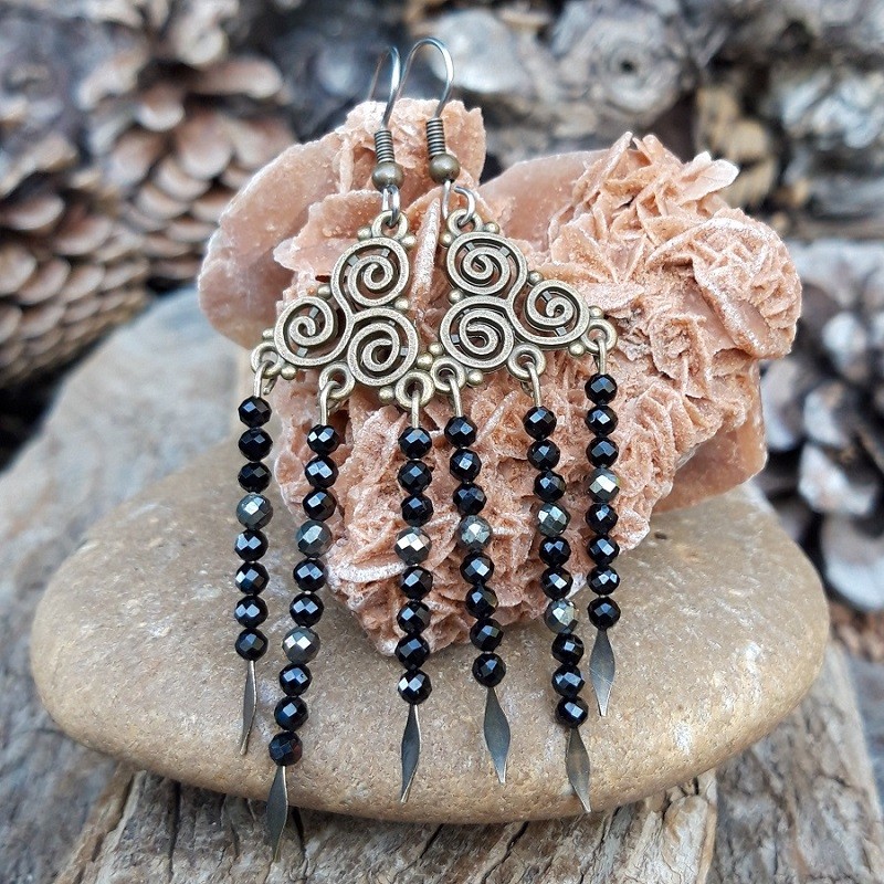 Boucles d'oreilles Spinelle noir, Pyrite en métal bronze