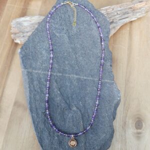 310 043 Collier Amethyste perles vermeil et medaille lotus