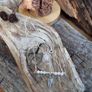 482 b49 Collier Pierre de lune et petite plume en Argent 925