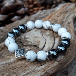 707 ec5 Bracelet Howlite Hematite et perle de celtique argentee