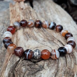 Bracelet en Agate zonée marron avec perle noeud celtique argenté