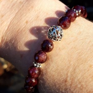 689 b6d Bracelet Grenat facette avec perles en Argent 925
