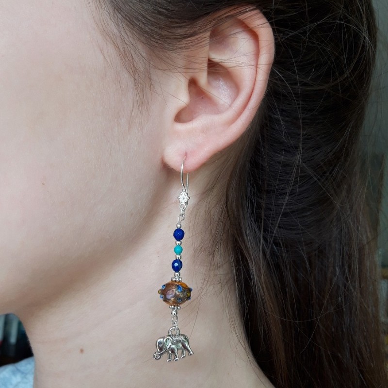 boucles d oreilles lapis lazuli et turquoise avec des elephants argentes 2
