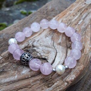 Bracelet Quartz rose, profil droit et Perles de culture, perle coeurs acier inoxydable