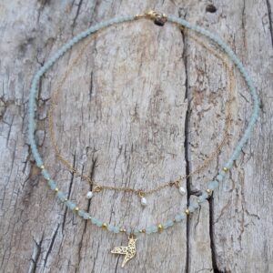Alternative view of Collier Aigue-marine et perles de culture avec un pendentif colibri en vermeil