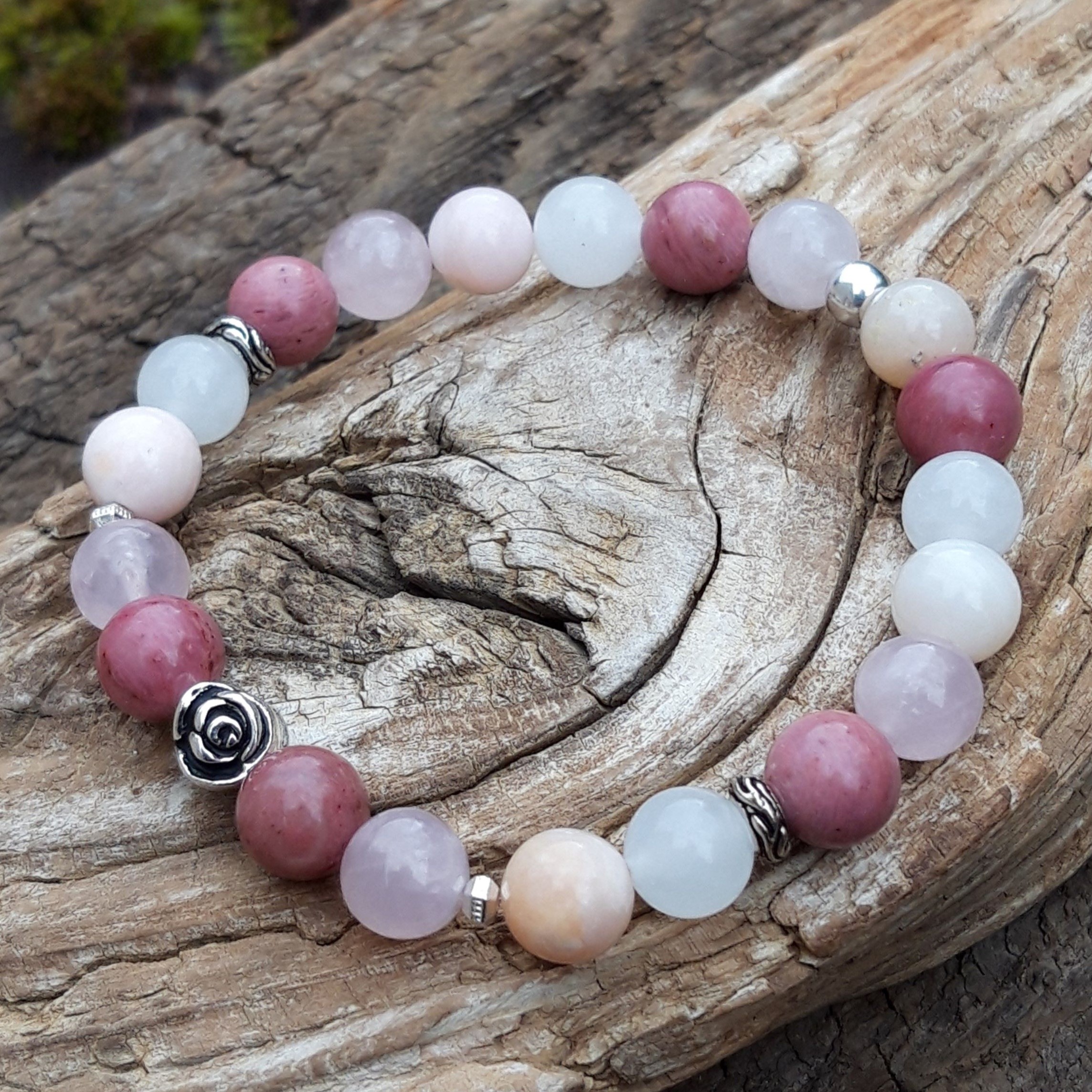 Bracelet Rhodonite, Quartz rose, Opale rose et Jade blanc, perles argentées – Image 2