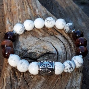 Bracelet Howlite, Œil de taureau et perle de celtique argentée – Image 5