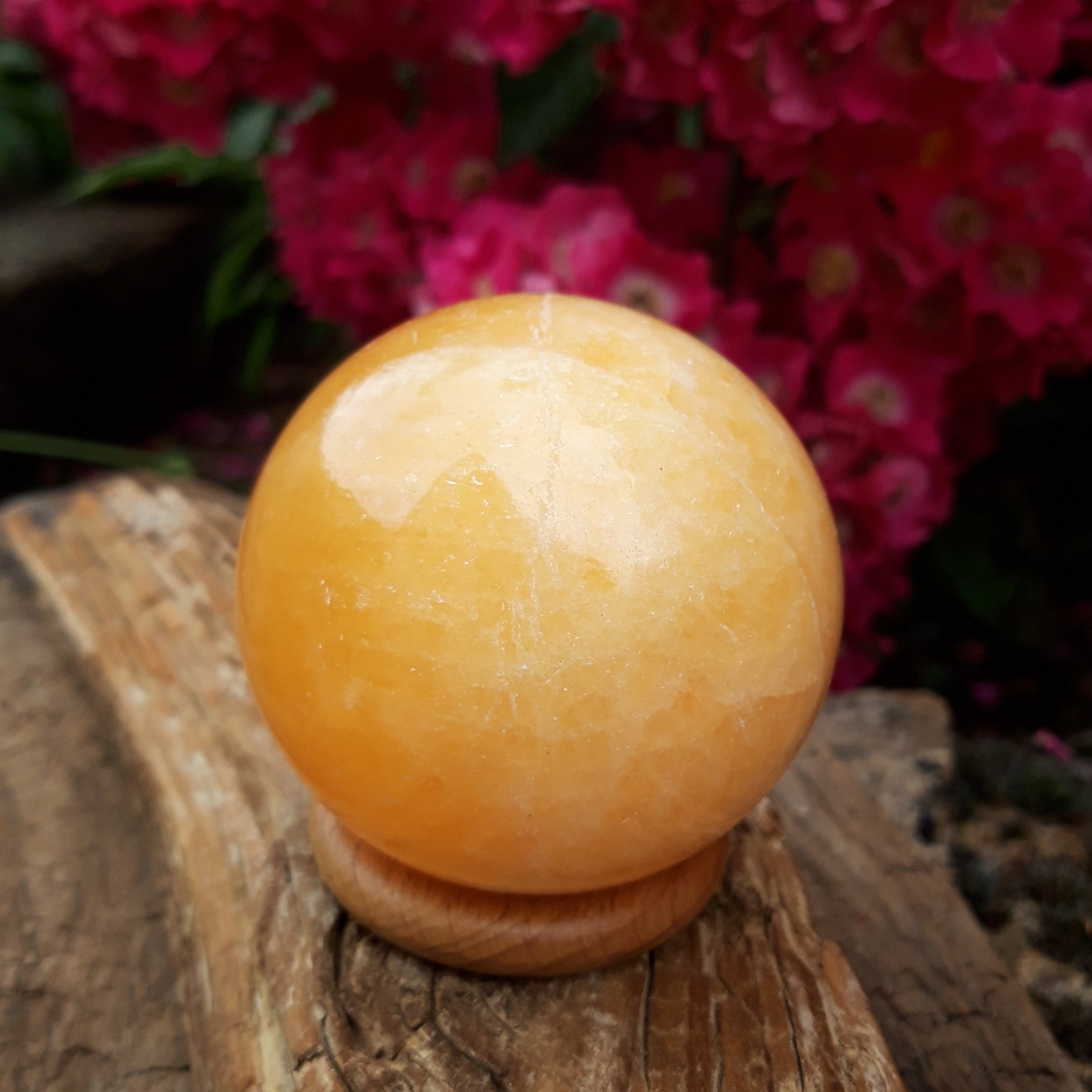 Sphère en Calcite Orange – Image 2
