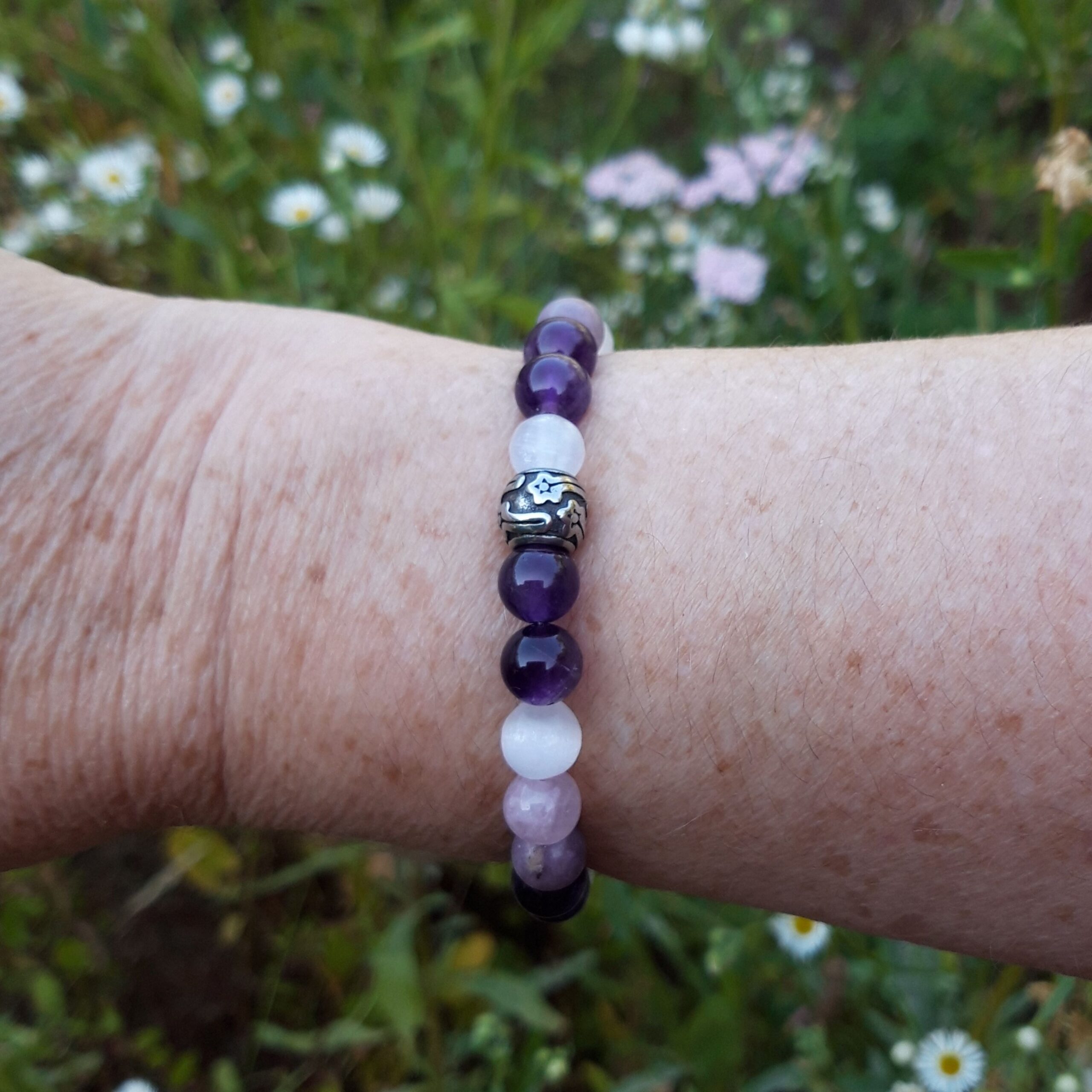 Bracelet sommeil, en Améthyste, Sélénite, Quartz rose et Lépidolite – Image 3