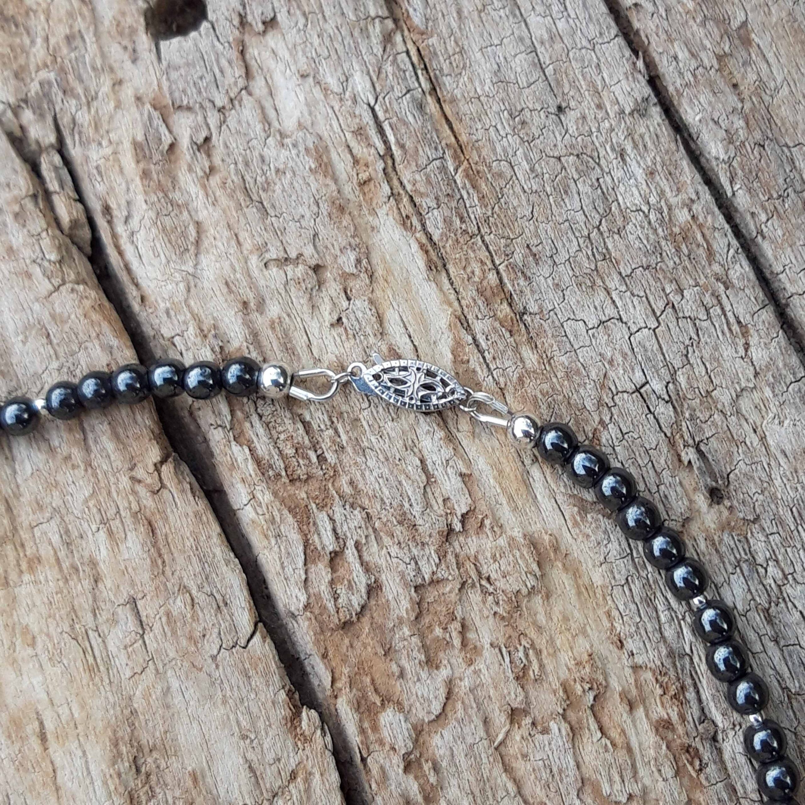 Collier Hématite, Perles de culture avec un pendentif en Labradorite – Image 5