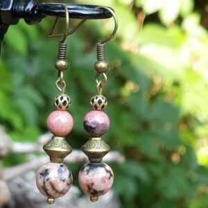 boucle d'oreilles en rhodonite et métal bronze