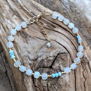Alternative view of Bracelet en Pierre de lune, Larimar et Vermeil