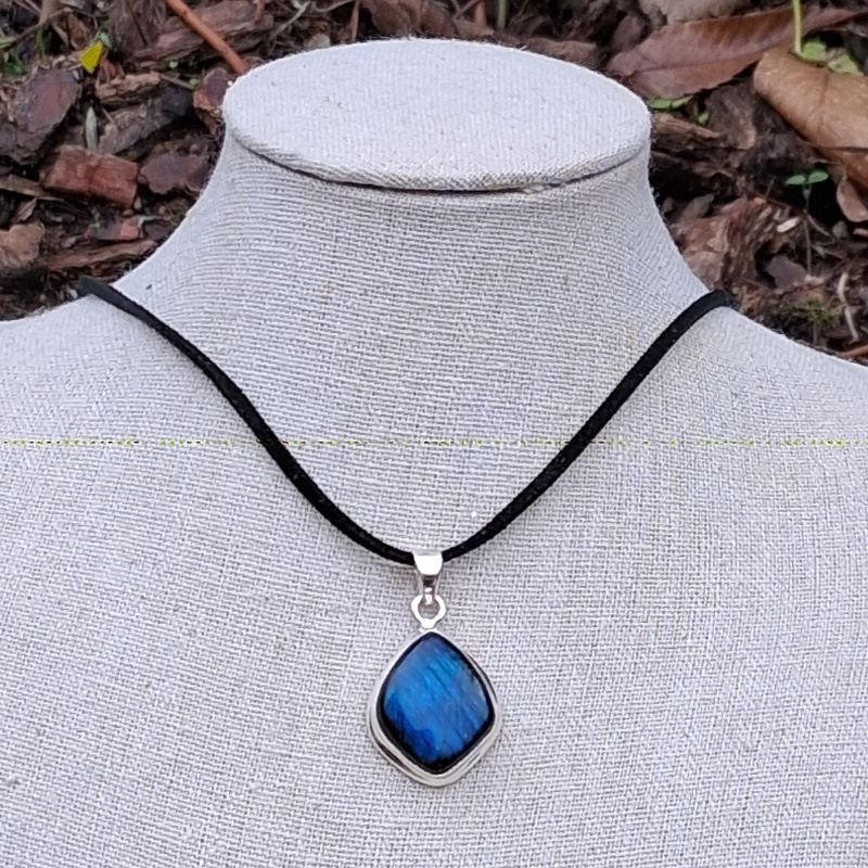 Pendentifs en Labradorite bleue de Grade AAA et Argent 925 – Image 6