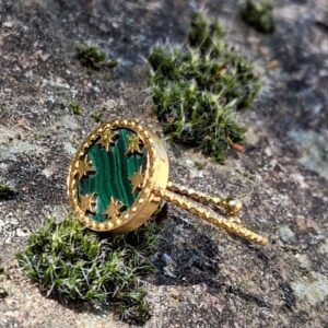 Alternative view of Bague Malachite réglable