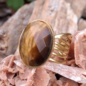 Alternative view of Bague Oeil de tigre facetté réglable